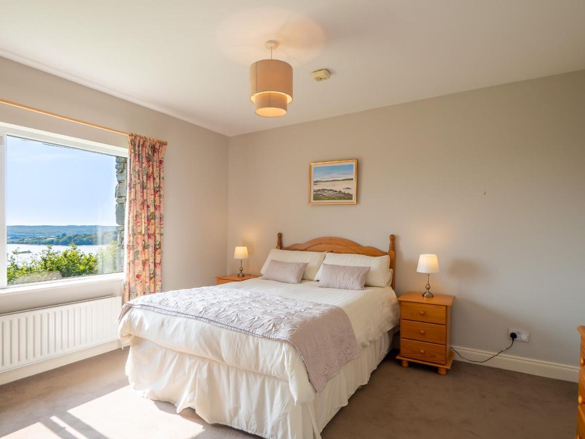 Loch An Eala Villa Clifden Bagian luar foto